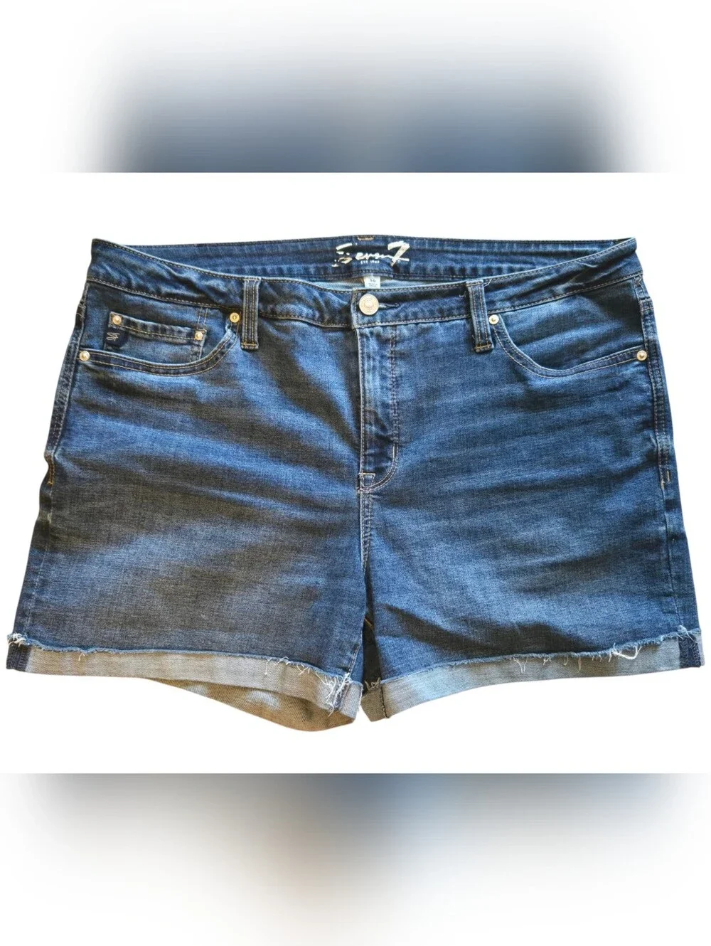 EUC Seven7 Women’s Denim Shorts Size 16 🌞 - Picture 2 of 4